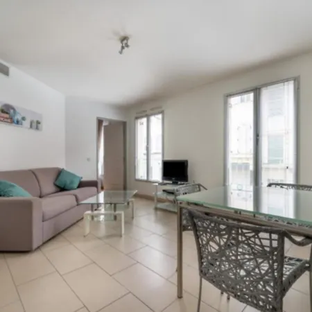 Apartment Bright Apt Near The Old Port With Ascenceur Cannes